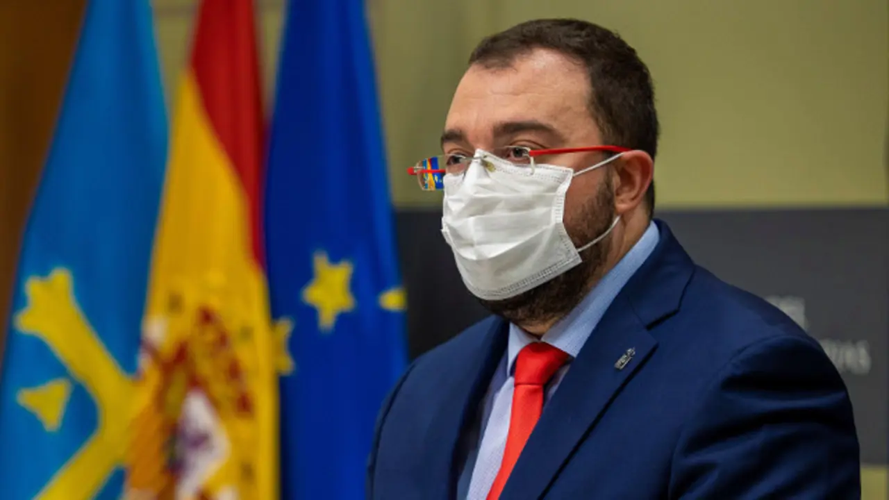 O presidente do Principado, Adrián Barbón. EFE