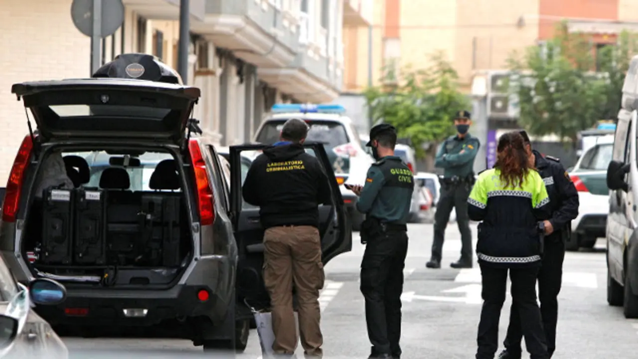La Guardia Civil de El Campello. EFE