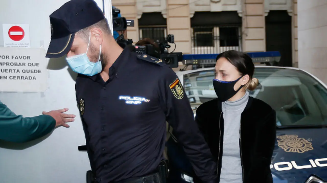 A acusada de asasinar o fillo de acollida da súa parella na localidade alacantina de Elda. EUROPA PRESS