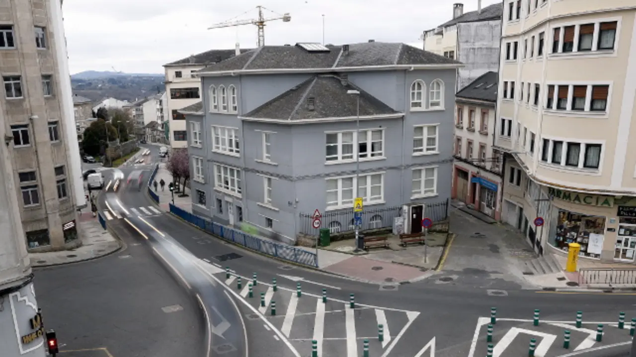 La casa de las Josefinas que acogerá el albergue y que fue el germen del colegio de las Pepas. SEBAS SENANDE