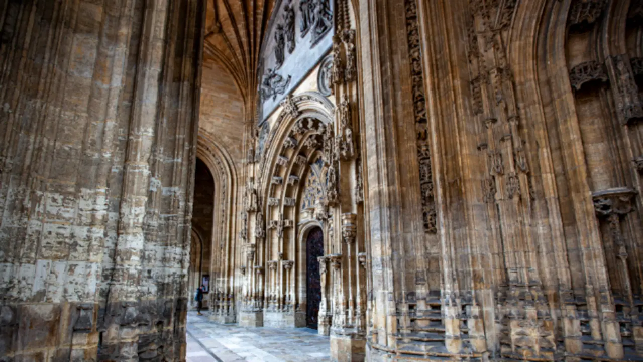 Catedral de Oviedo. VIAMAGICAE