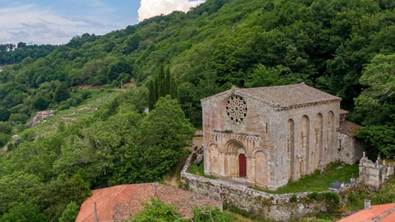 Santo Estevo de Ribas de Mi&ntilde;o. VIAMAGICAE