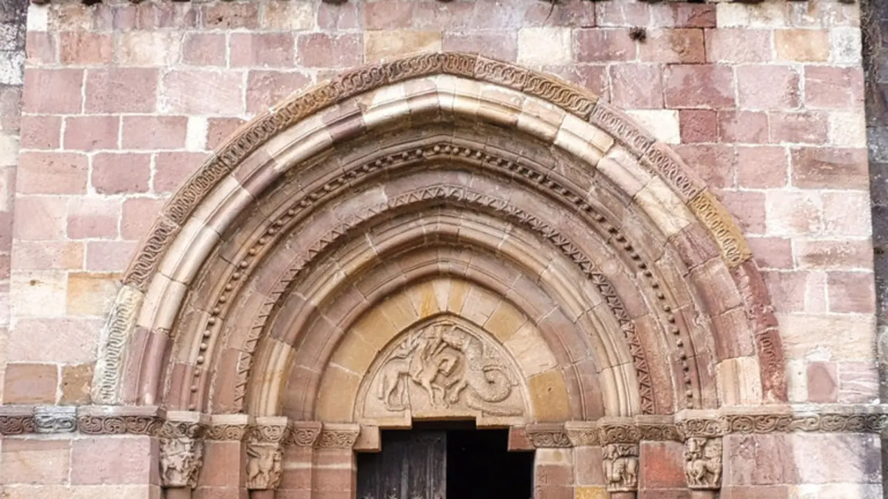 Iglesia de Santa María de Yermo