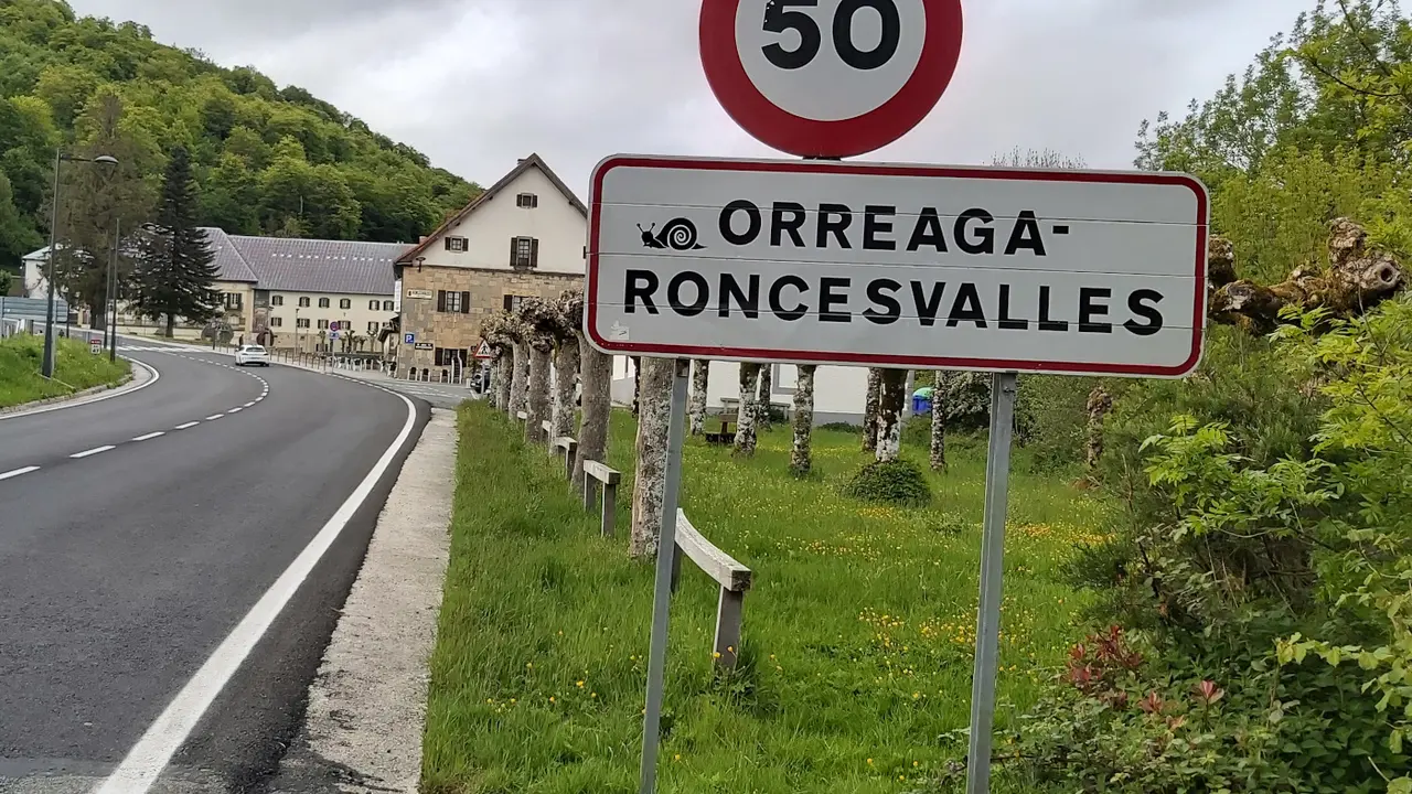 Roncesvalles, inicio del Camino Francés a Santiago. J.L.
