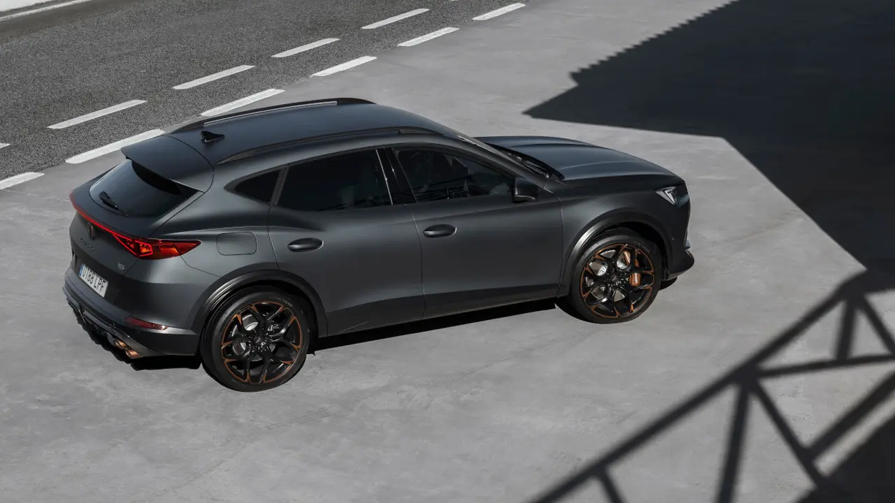 CUPRA-Formentor-VZ5-Dynamic_08_HQ