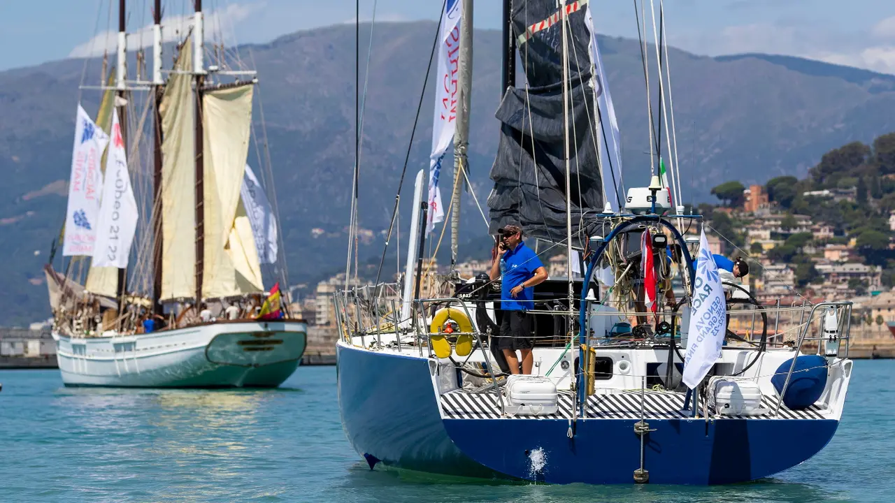 La flota partió de Génova. IACOBUS MARIS
