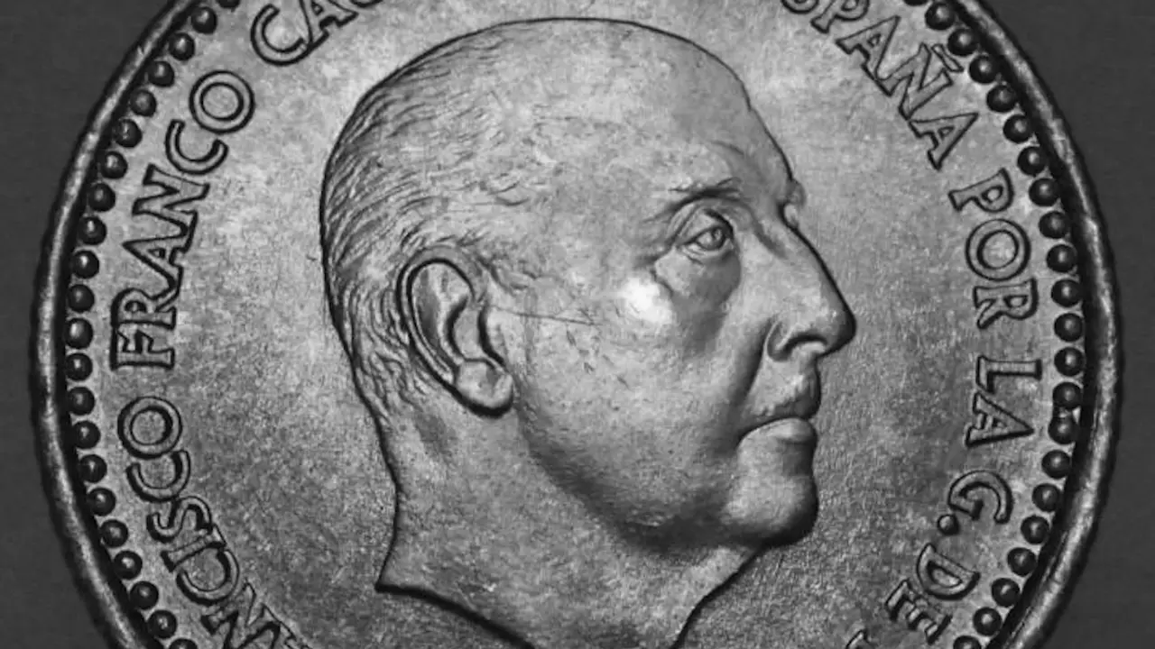 A cara de Franco nunha moeda. EP