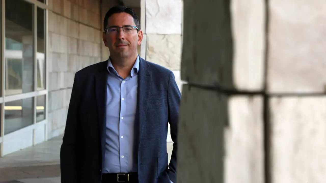 El jefe del subárea de seguridad de la Amtega, Gustavo Herva Iglesias (Fene, 1977). PEPE FERRÍN