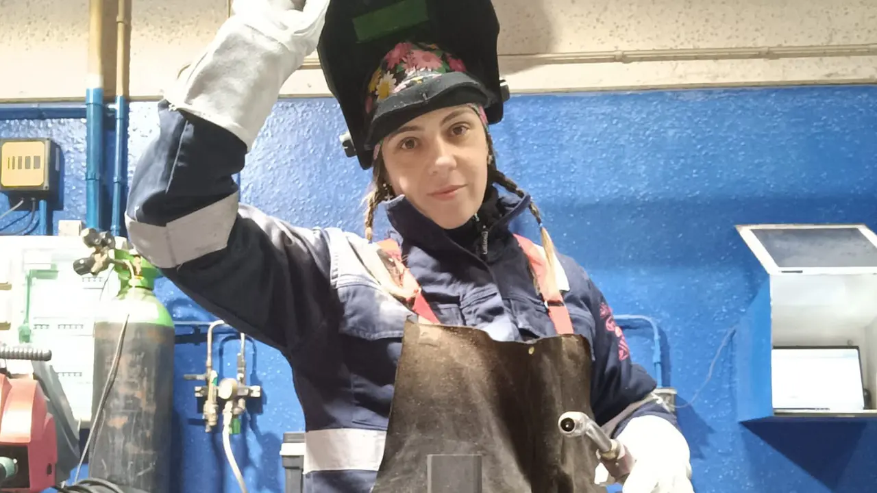 Generated by  IJG JPEG Library
Created with GIMP