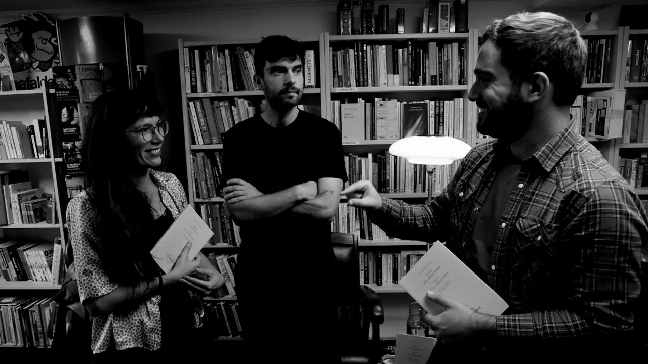 Antón Blanco, entre Nieves Neira e Jesús Castro. AEP