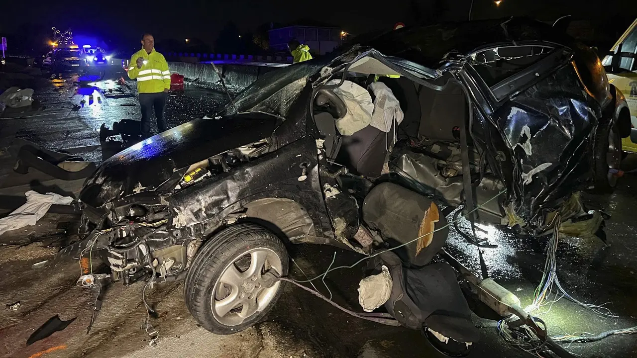 Un accidente de tráfico en la A-55 en Tui. ARCHIVO