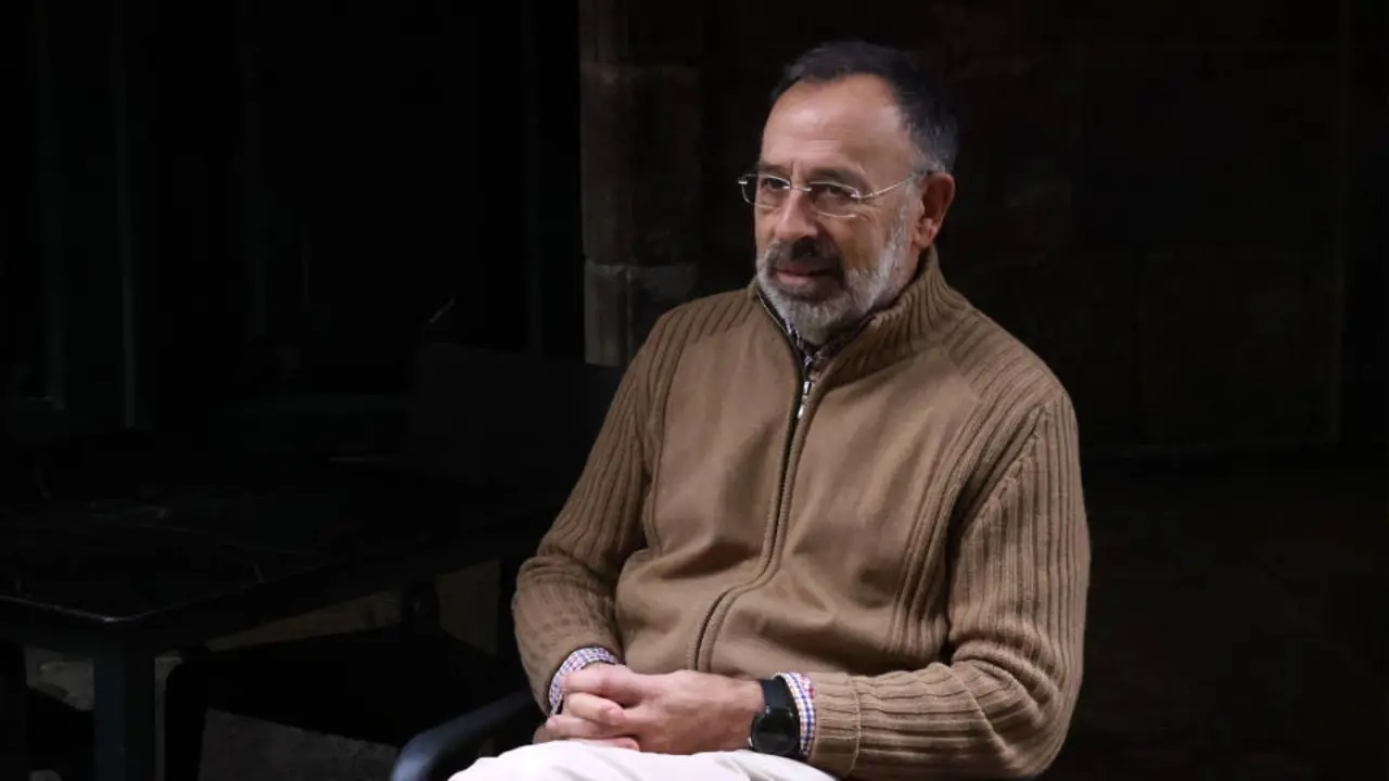 Roberto Almuíña Díaz (Santiago, 1950), tesoureiro da Federación Galega contra a Contaminación Acústica. PEPE FERRÍN