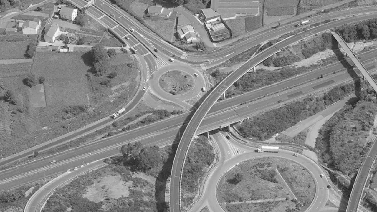 Vista aérea da AP-9 en Santiago/ AEP