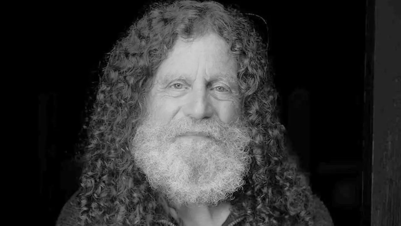 Robert Sapolsky. WIKIPEDIA