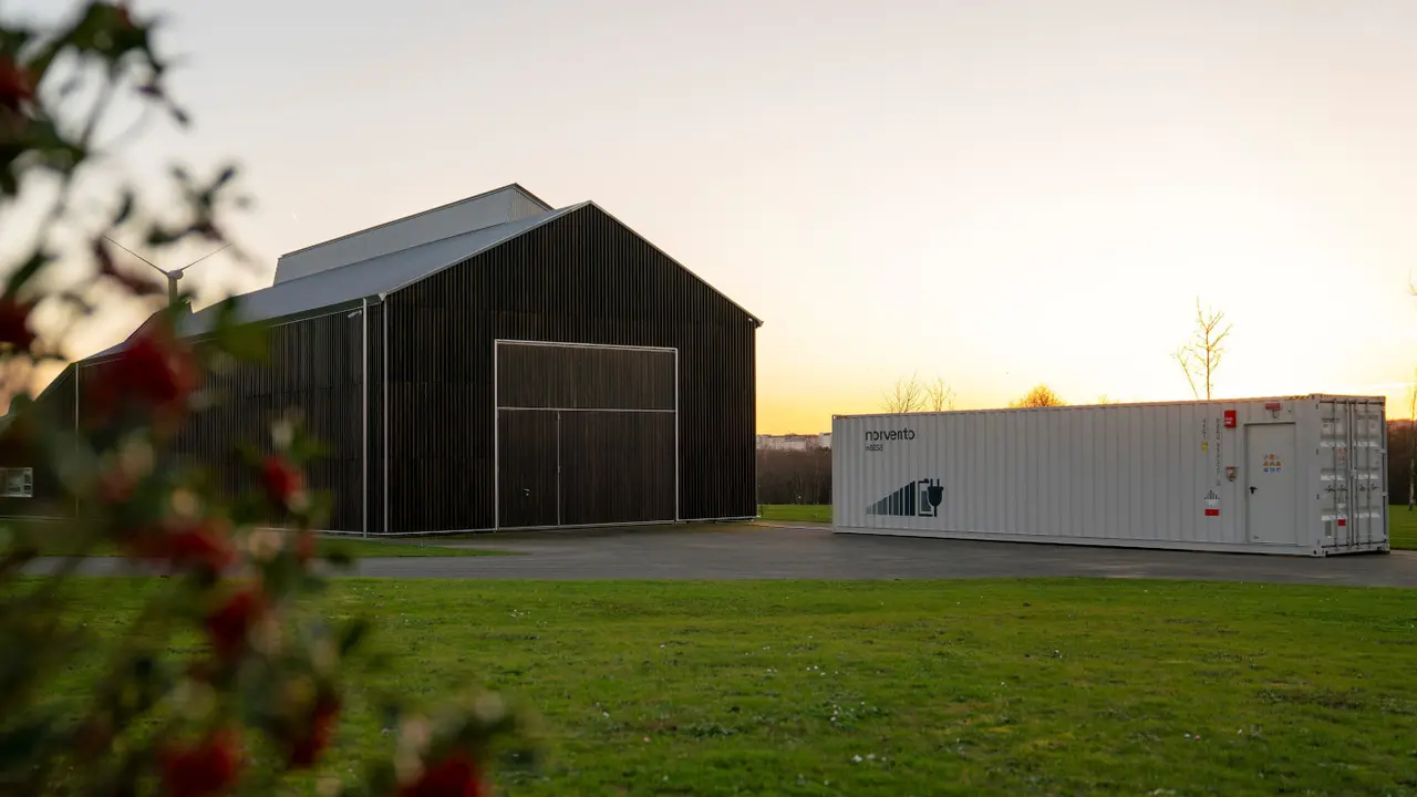 El sistema de almacenamiento de energía en baterías de Norvento prestará servicio en Cubillos del Sil. EP