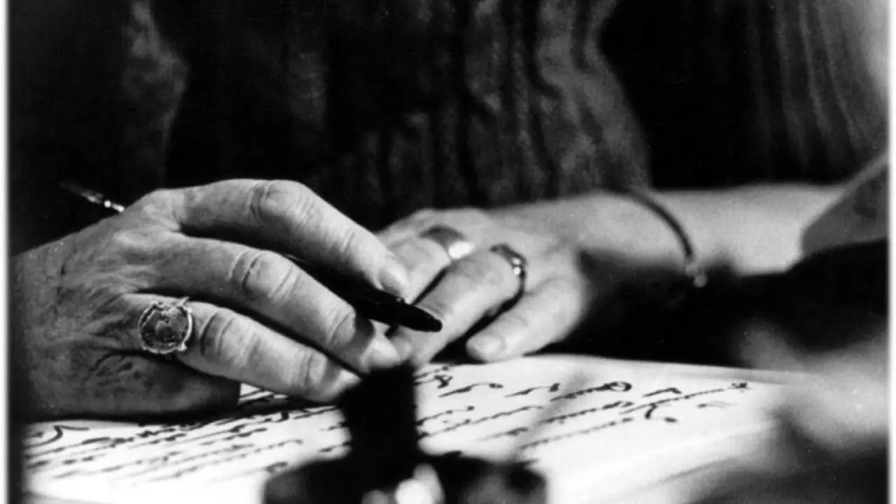 Las manos de Marguerite Yourcenar /AEP