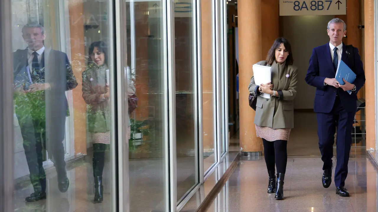 Lorenzana y Rueda, este lunes en la sede de la Xunta. PEPE FERRÍN (Agn)