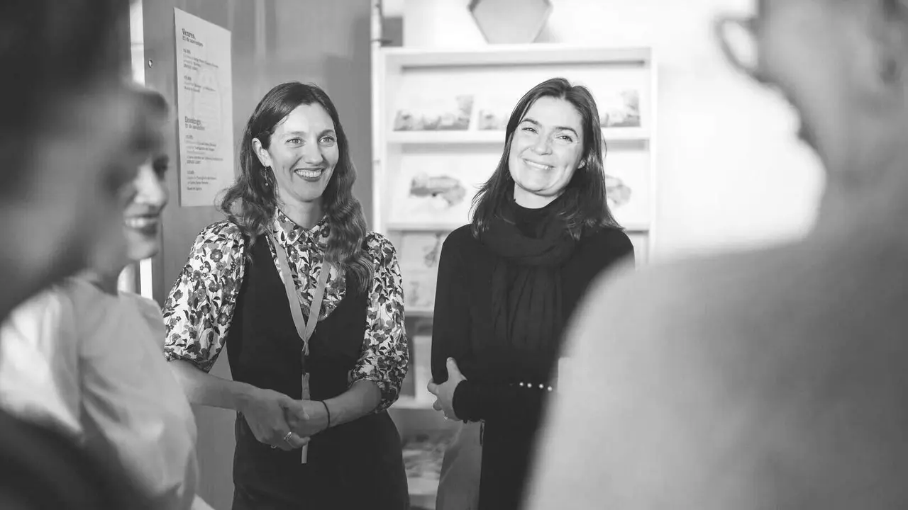 As editoras de Apiario. AIGI BOGA