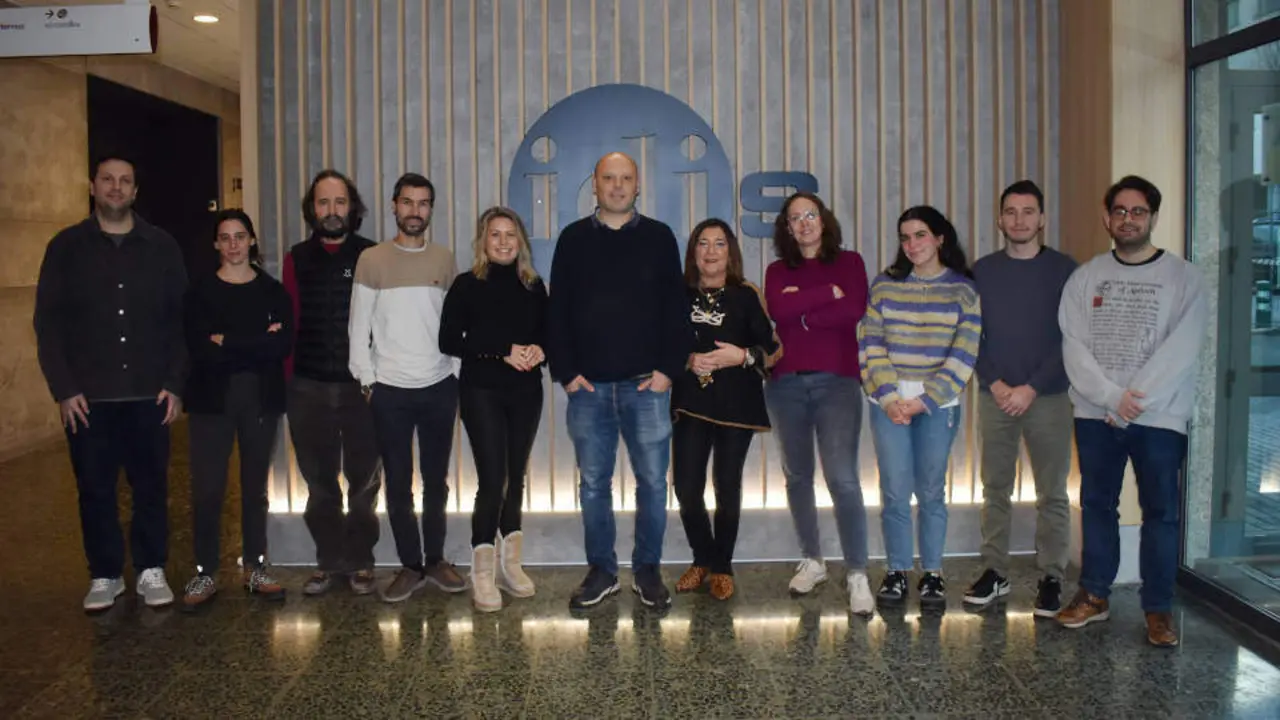 El grupo del Idis a cargo de la investigación sobre el gen predictor de la obesidad. EP
