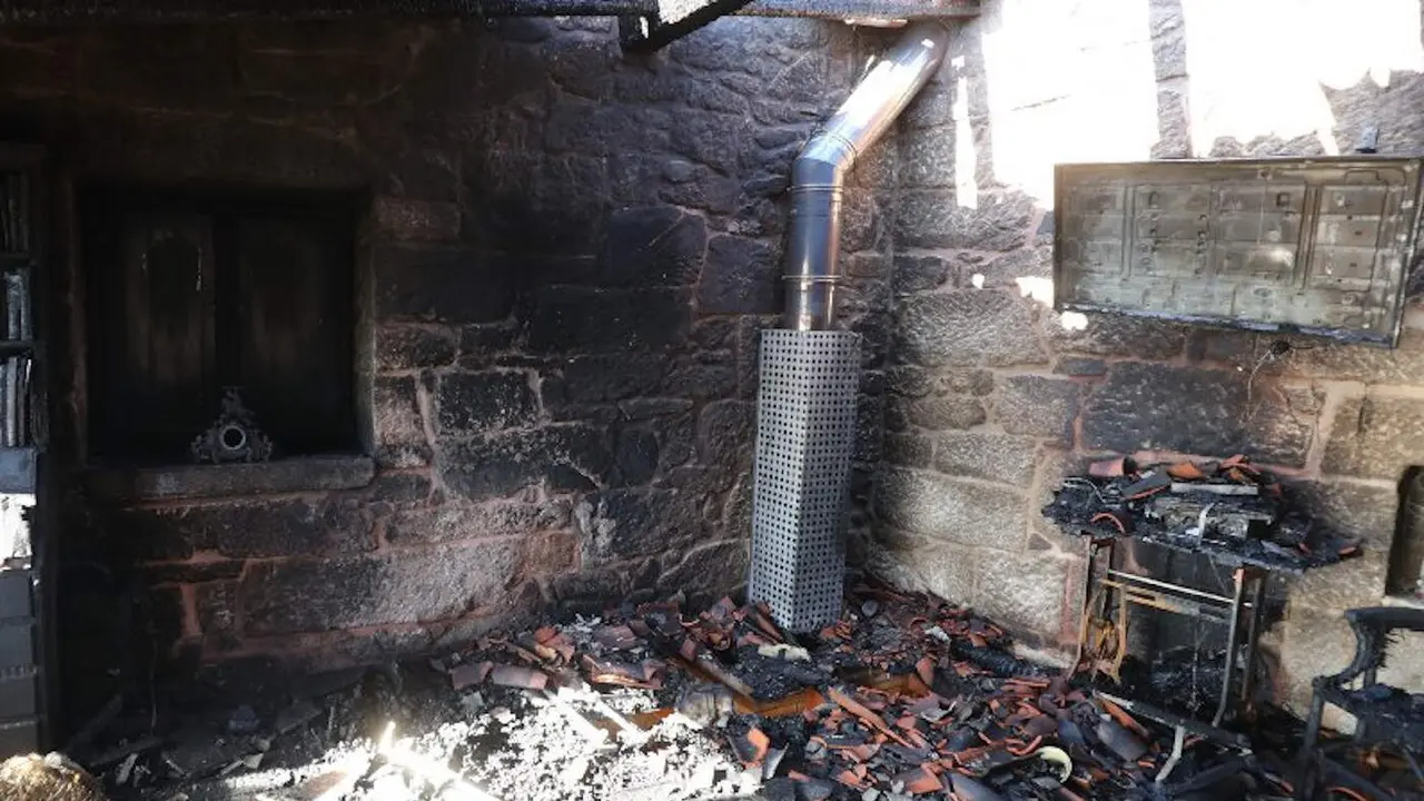 Vivienda incendiada.DP