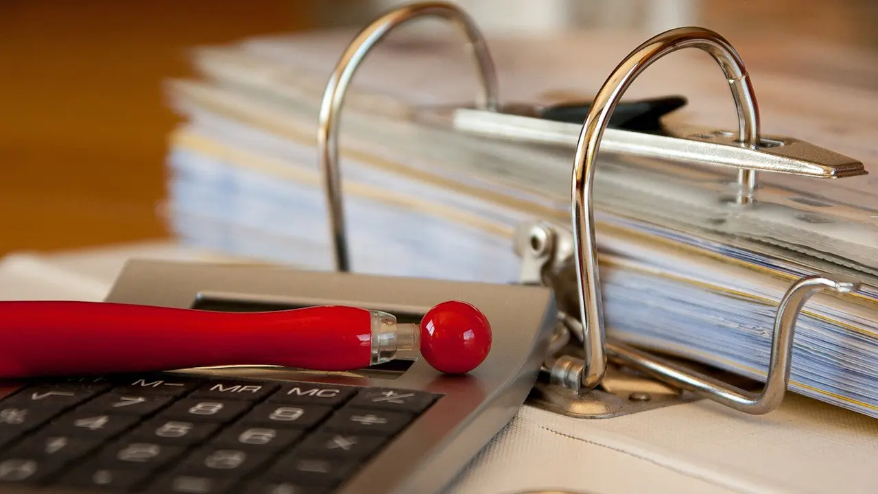 Contabilidad y facturas.PIXABAY