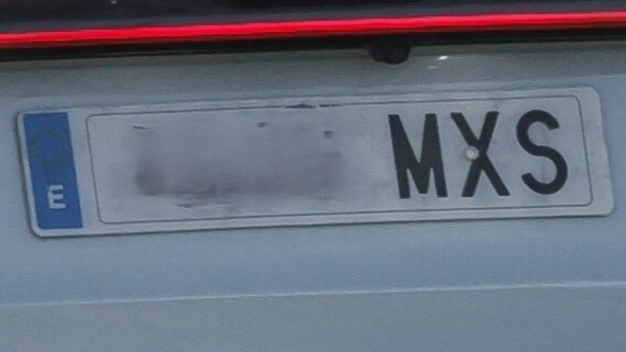 Matrícula española