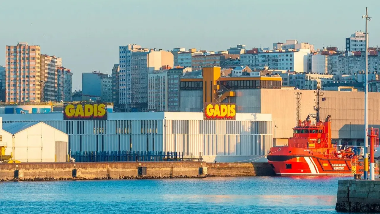 Nueva plataforma de pescado de Gadis en el puerto de A Coruña.EP