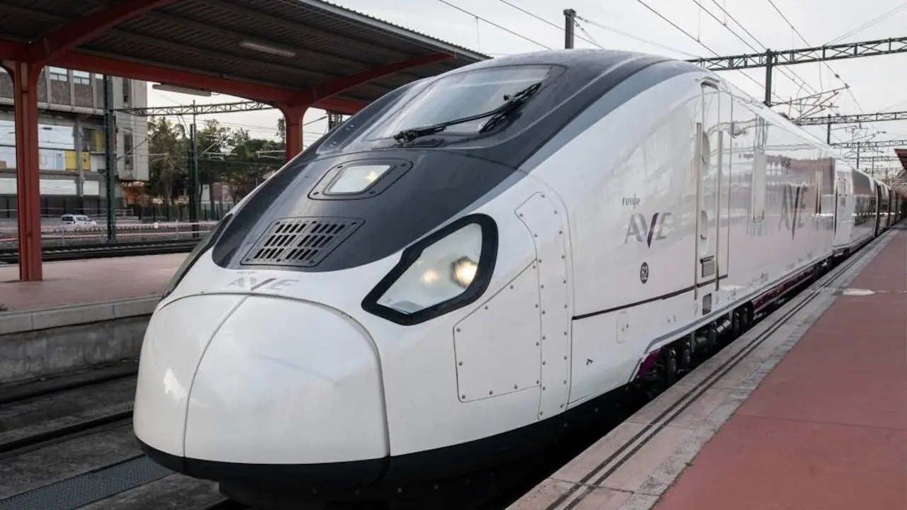 Un tren Avril. ARCHIVO