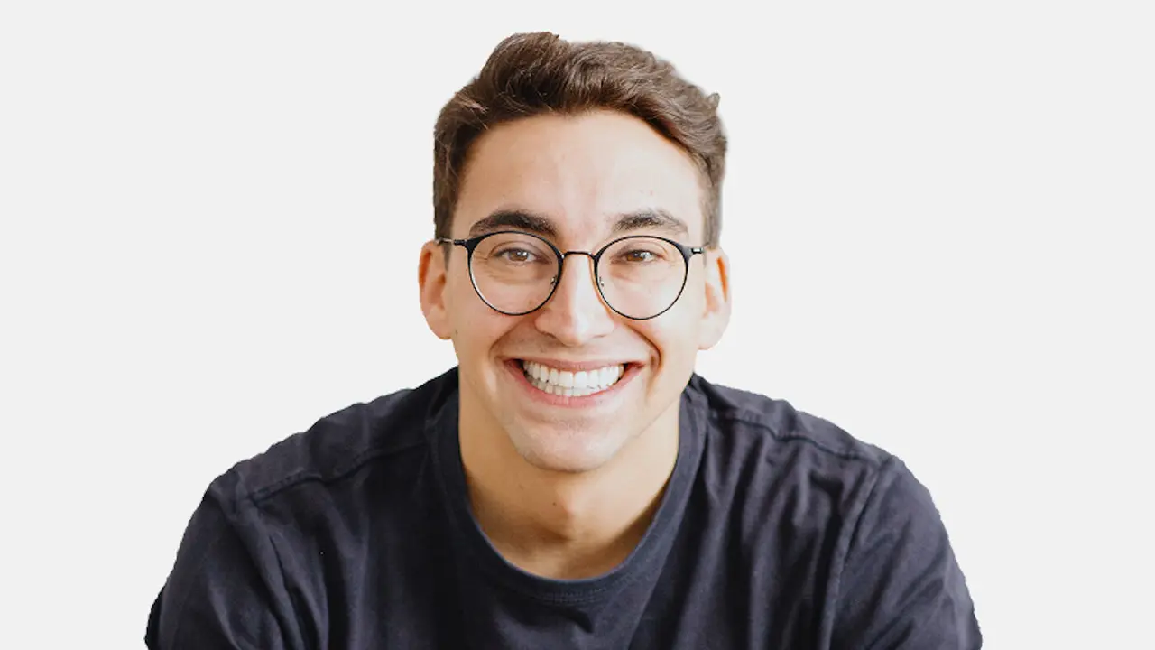 Carlos Galán. CARLOS GALÁN