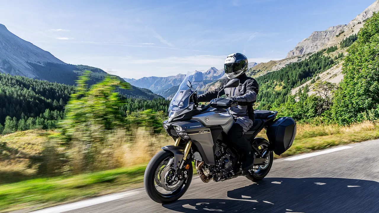 Yamaha Tracer 9 GT+. EP