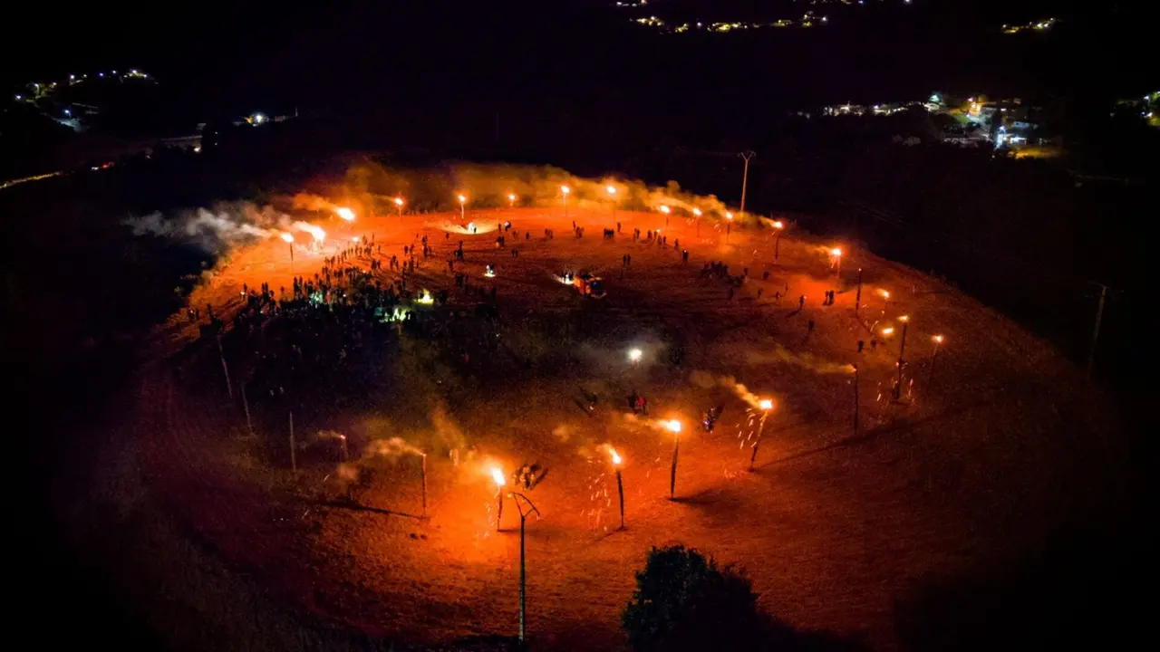 Queima das Fachas 2024 en el barrio de Castelo de Taboada. EP