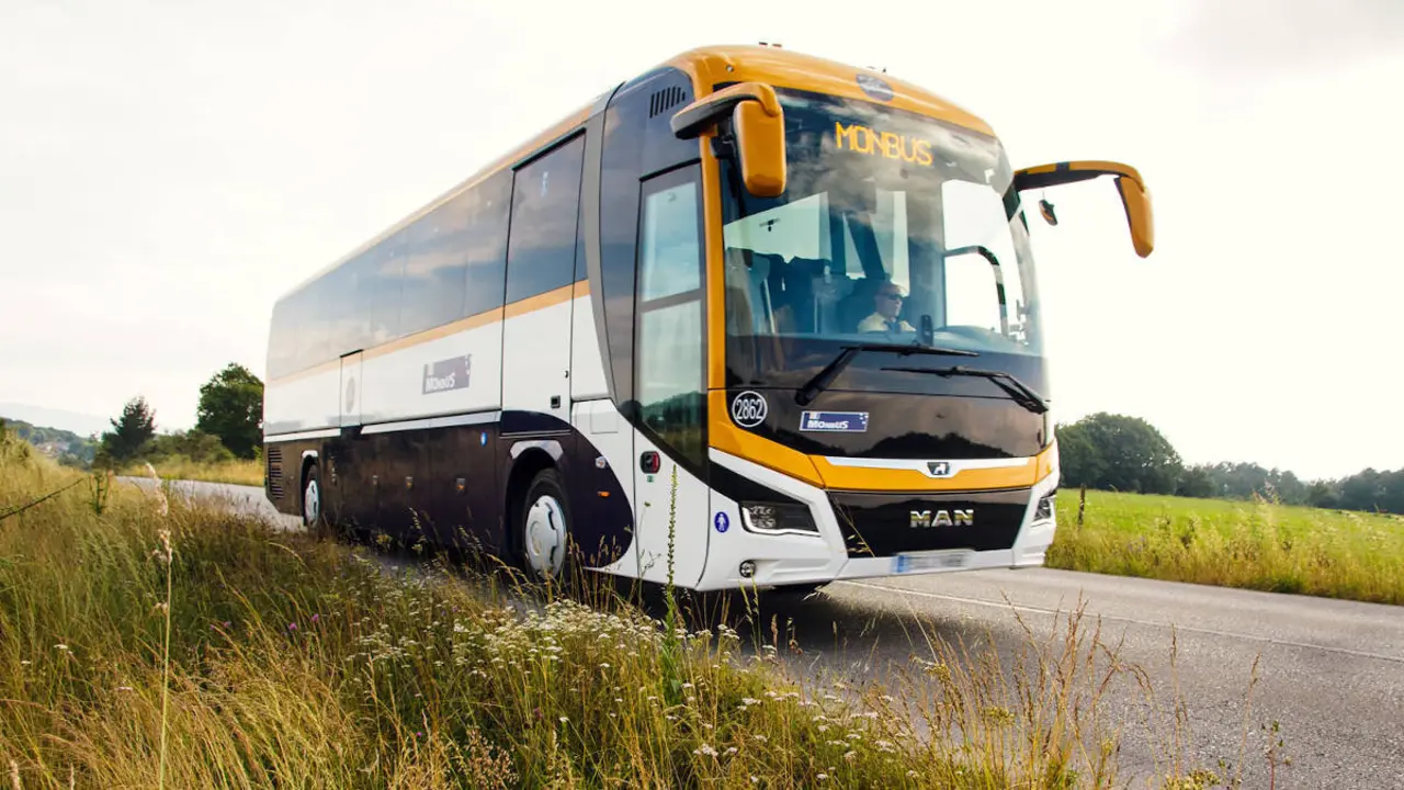 Un autobús de Monbus. EP