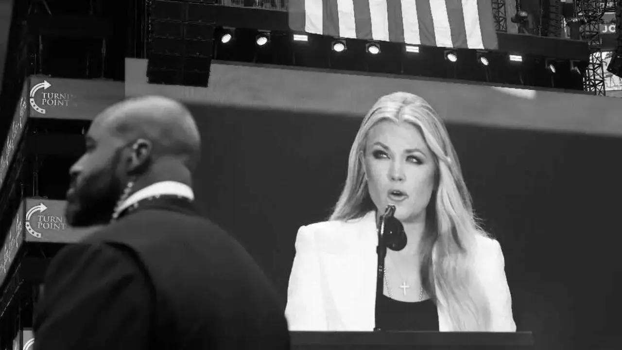 Acto por Charlie Kirk. AEP