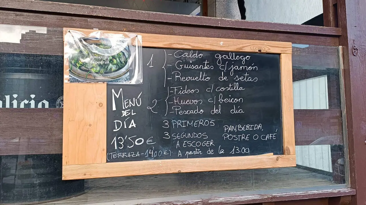 Un menú del día en Santiago ajustado al precio medio de Galicia. V.M.R.