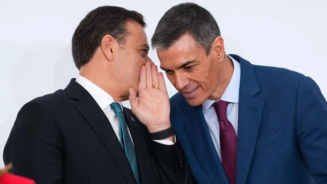 Luis Montenegro y Pedro S&aacute;nchez. EUROPA PRESS