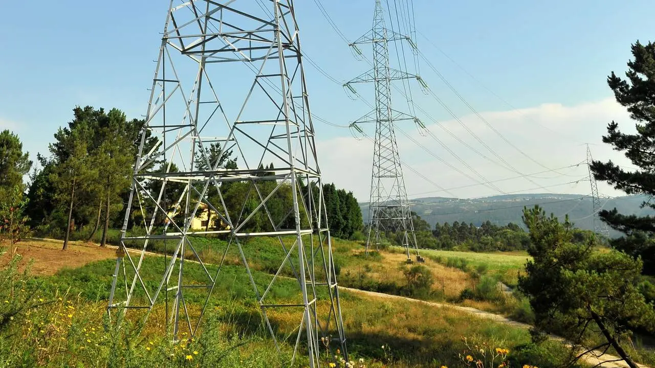 Tendido el&eacute;ctrico. EP