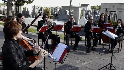 Concerto no cemiterio de San Froil&aacute;n