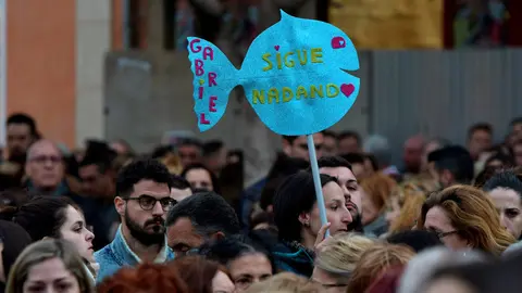 Concentraci&oacute;n en Almer&iacute;a tralo asasinato do pequeno Gabriel. CARLOS BARBA (EFE)