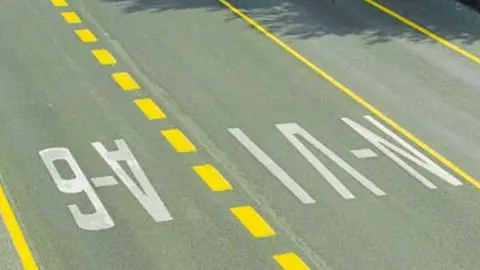 A&iacute; est&aacute; a estrada. AEP