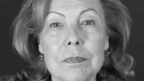 María Xosé Queizán.