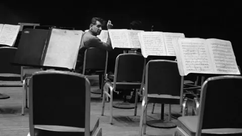 Leonard Bernstein. EP