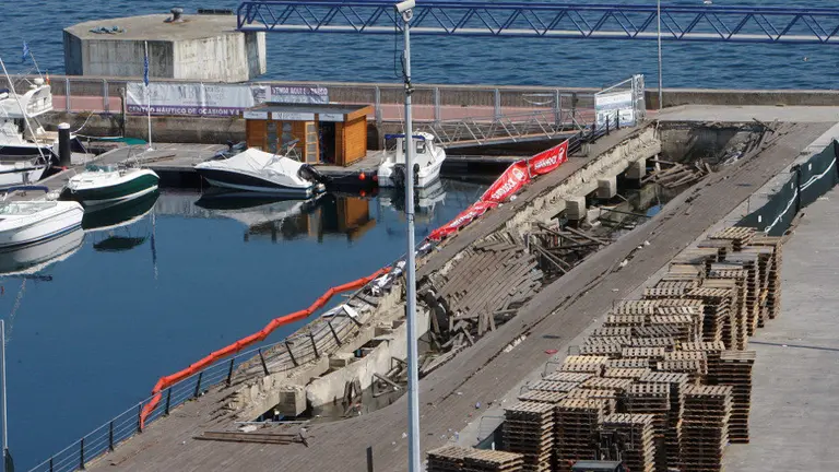 Vista de la pasarela que se derrumbó durante uno de los conciertos del festival. SALVADOR SAS (EFE) - O Marisquiño