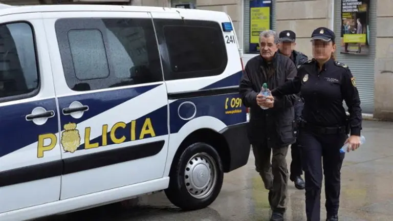 Miguel Rosendo llega a la Audiencia de Pontevedra. SALVADOR SAS