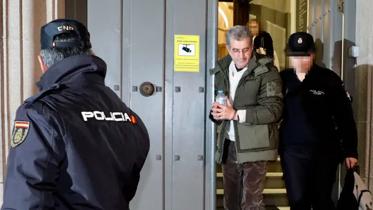 Miguel Rosendo, a su salida de la última sesión del juicio. JOSÉ LUIZ OUBIÑA