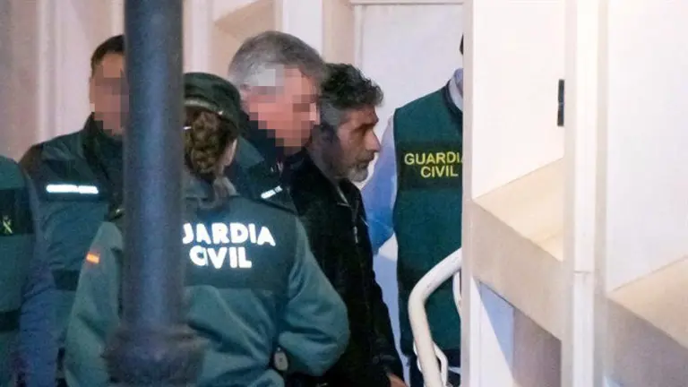 Bernardo Montoya a su llegada a los juzgados. EFE