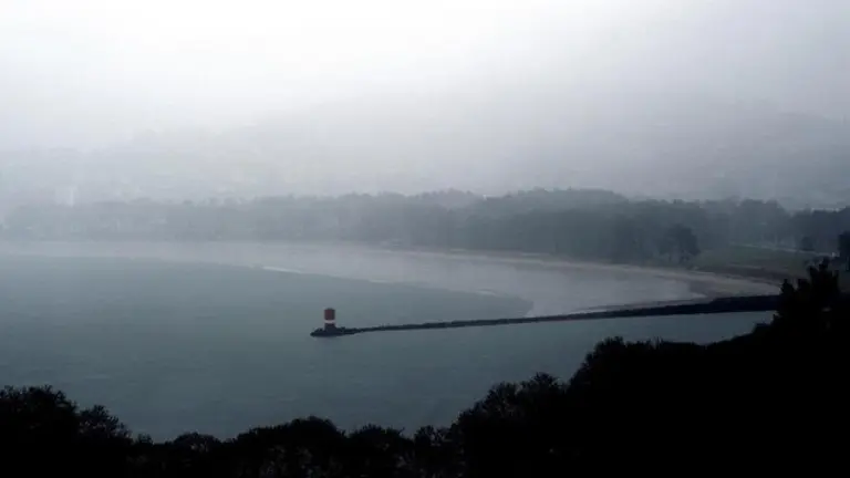 Temporal en la costa. CABALAR (EFE)