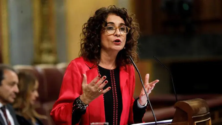 La ministra de Hacienda, María Jesús Montero. JUAN CARLOS HIDALGO (EFE)