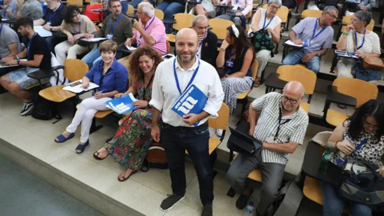 Luís Villares, en la facultad de Económicas de la USC. EFE