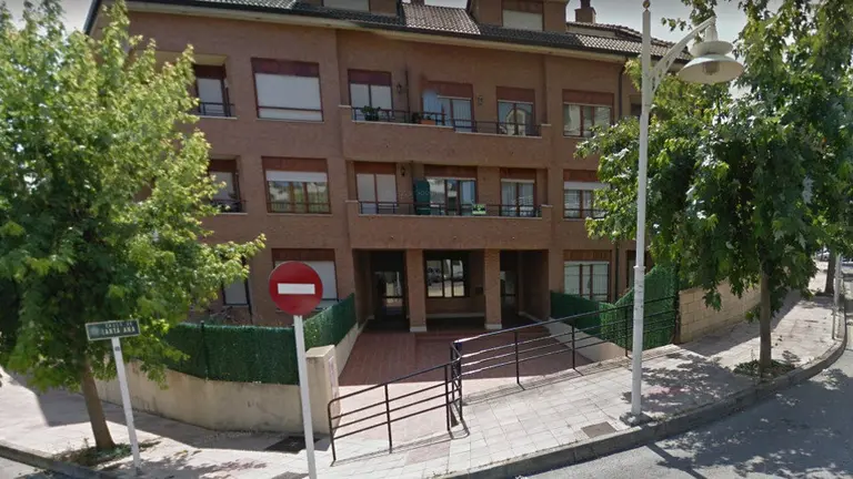 La cabeza fue hallada en una vivienda de la calle Santa Ana. GSV