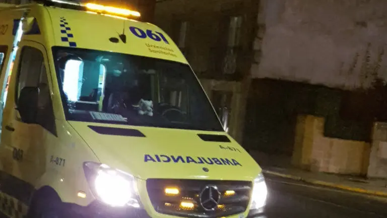 Una ambulancia. ARCHIVO